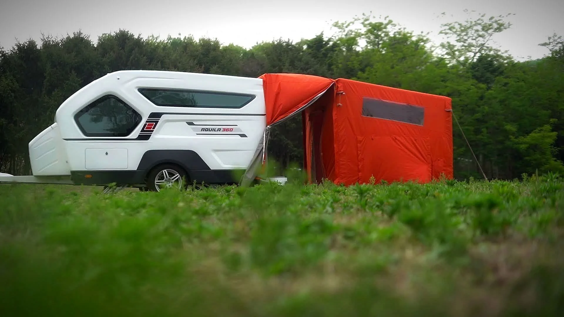 AQUILA-360: the ideal duo tourer